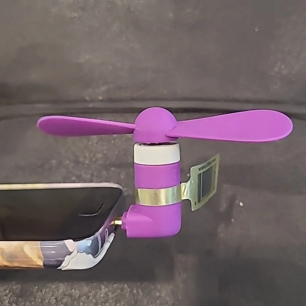 Micro USB Portable Fan - Picture 3 of 3